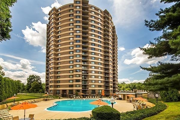 Apartment for rent in Silver Spring.